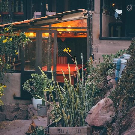 Wolf Totem Steam Punk Guesthouse Pisac Exterior foto